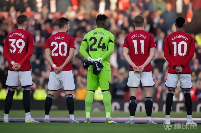 奥纳纳在代表喀麦隆国家队出战毛里求斯时伤退离场,曼晚表示他将在下