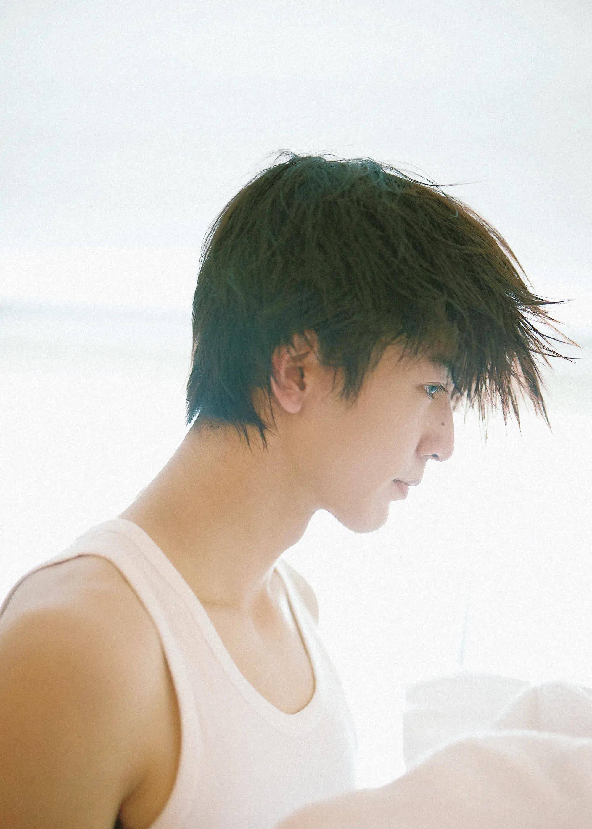 张凌赫-曾经那个200多斤的胖子终于是火了