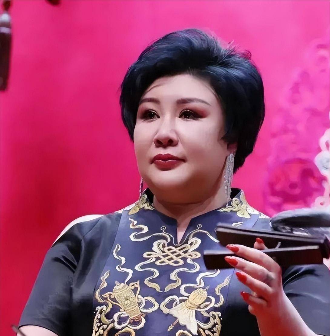 关于德云社王惠是否向美国纳税的问题,观众是否有知情权?_王辉_兄弟_