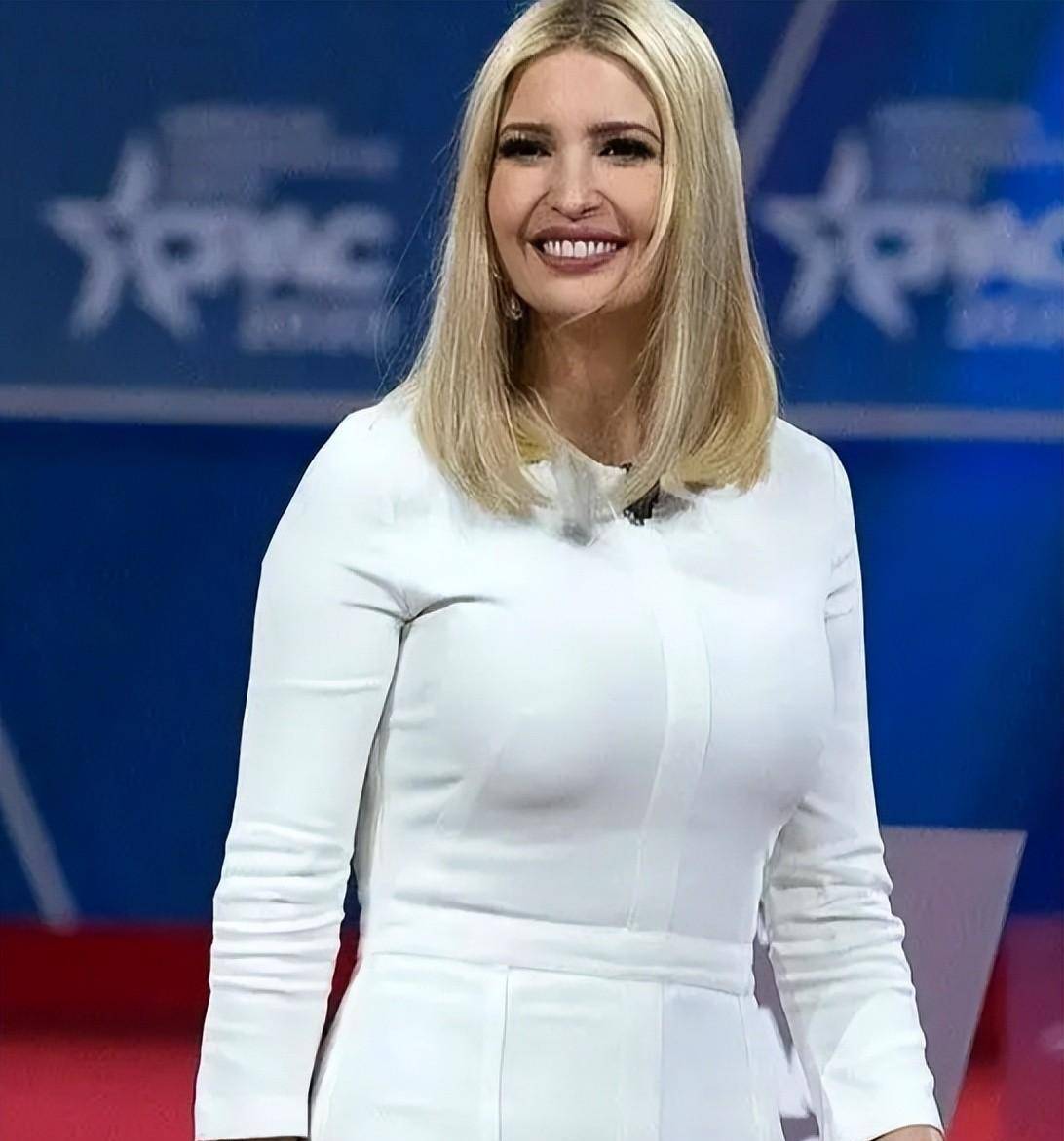 年轻时是人间水蜜桃,现在越来越成熟有韵味像卡戴珊_时候_伊万娜_母亲