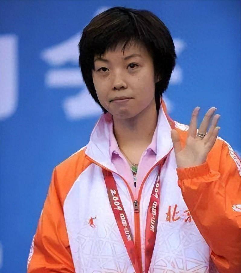 王楠邓亚萍无人送祝福,球迷错怪了_国乒队_退役_比赛