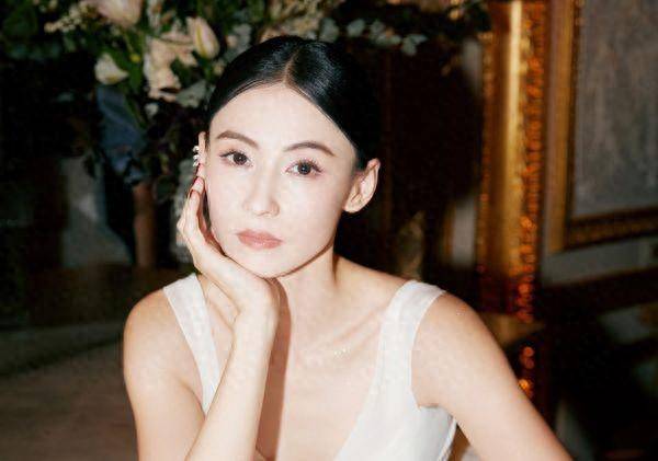 张柏芝罕晒小儿子影片! 5岁身高直逼妈妈腰部_marcus_社群_主题