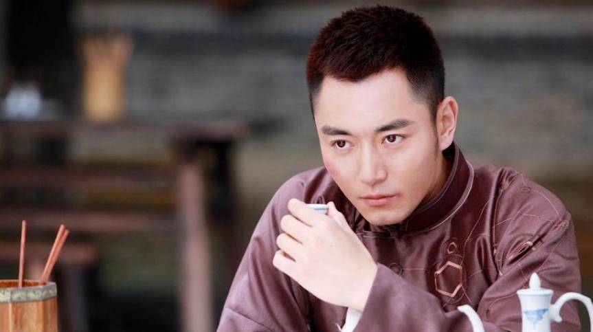 "果郡王"李东学不红,是因为他正在"另一个圈子"里,红得发紫_毕业_北京