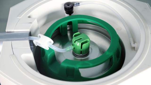 爱咕噜F1智能胶囊啤酒酿造机 完美酿造 尽情享受