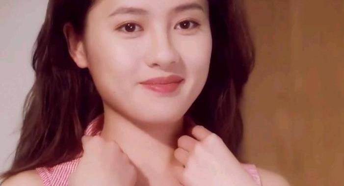 "艳星"李丽珍:三级片的代表作火遍大街小巷,三点全露有多拼_挑战_个人