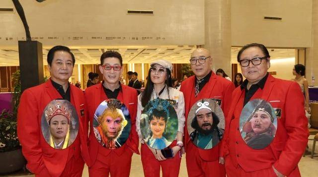 马德华出自传,师兄六小龄童发文支持,唤起众人儿时的回忆_猪八戒