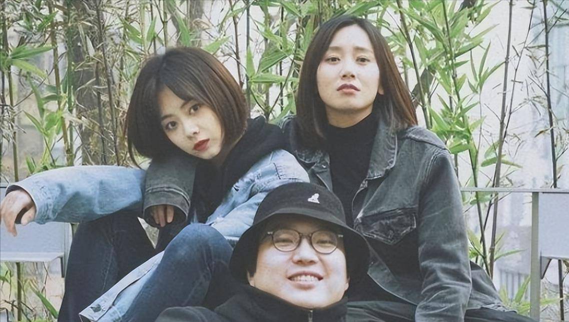 一场婚礼,谭松韵,黄晓明暴露真实人品,缺席的刘昊然这下麻烦了_董晴