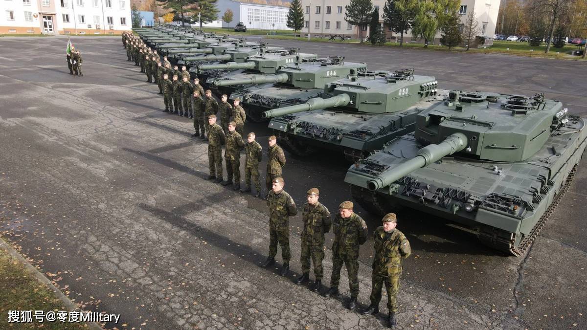 德国已完成向捷克陆军交付豹2a4主战坦克,历时11个月,共计14辆