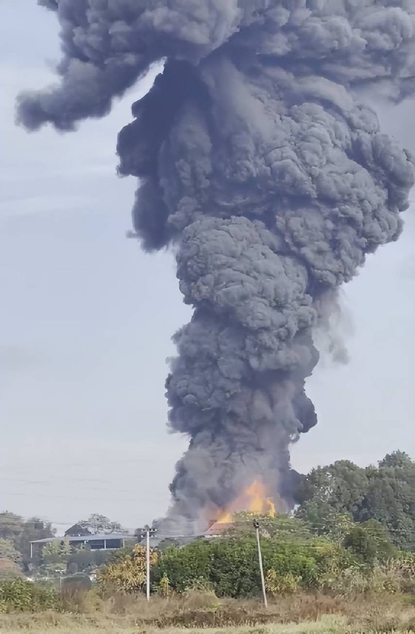 长沙一仓库起火,伤亡不明_火灾_酒精厂_火势