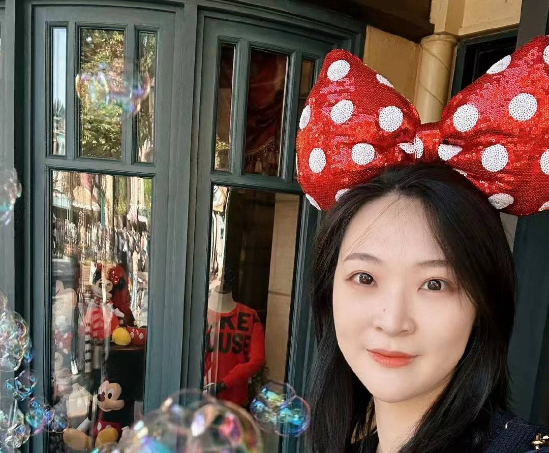 惠若琪晒全家福!