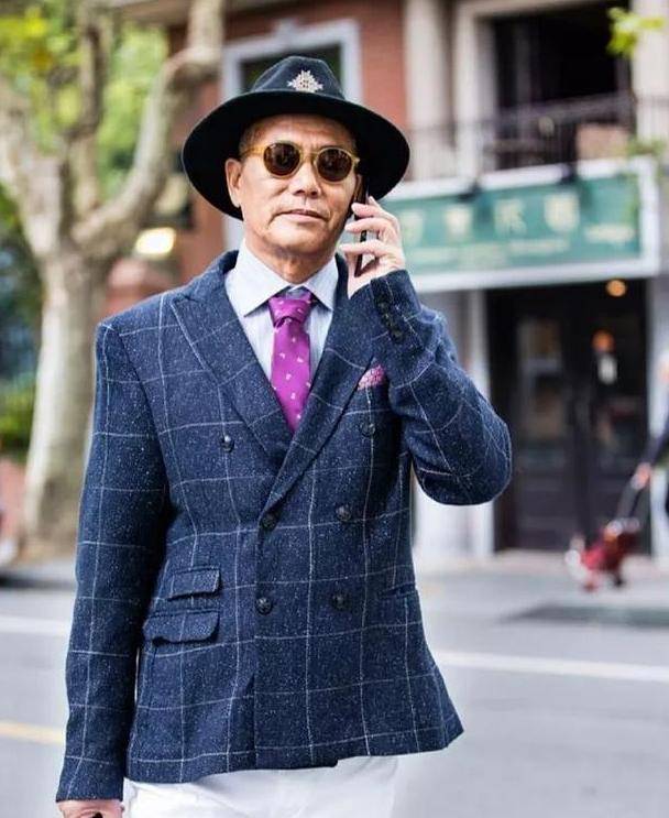 看看这些老爷爷,这样看起来更年轻_气质_服装_时尚