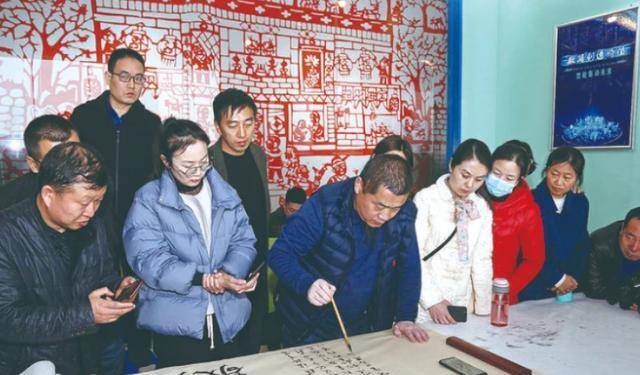 书法家栾金广:唯一一位凭6个大字,连续入选4届兰亭奖,笔笔惊艳_先生