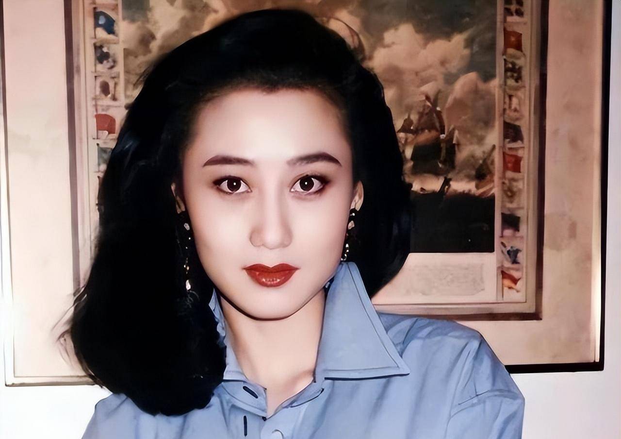 嫁给李连杰的利智真的幸福吗?婆婆张凤兰至死都没有认可她_黄秋燕_因