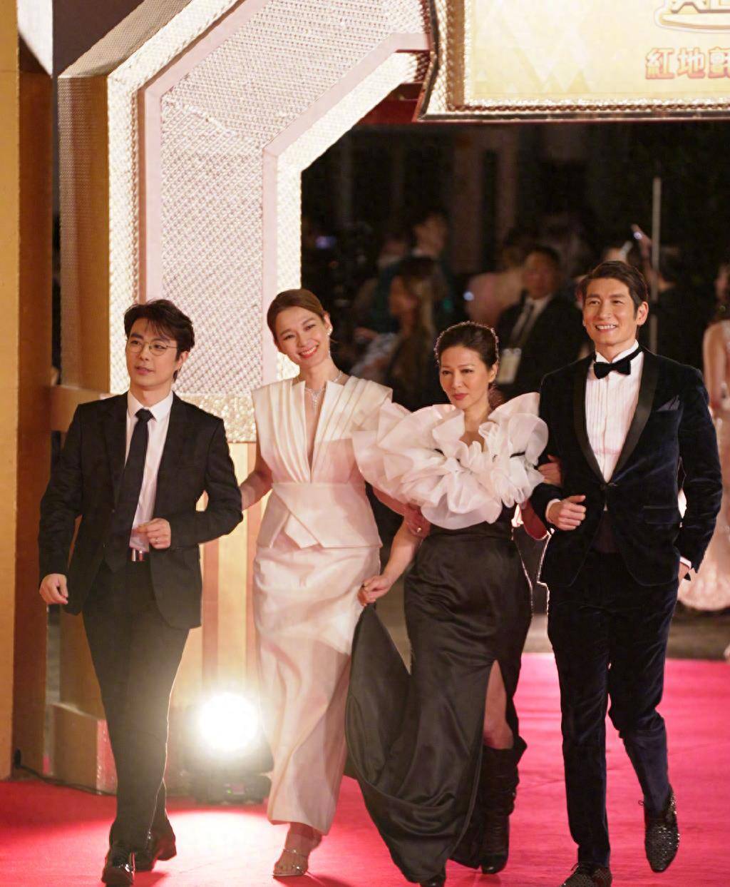 tvb新捧的女主,屡次插足豪门婚姻,学历造假_蔡思贝_王浩信_萨姆