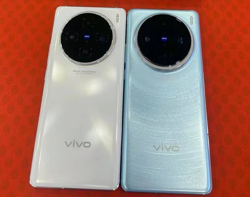 满满干货（纠结买vivo X100还是买vivo X100Pro？两款手机