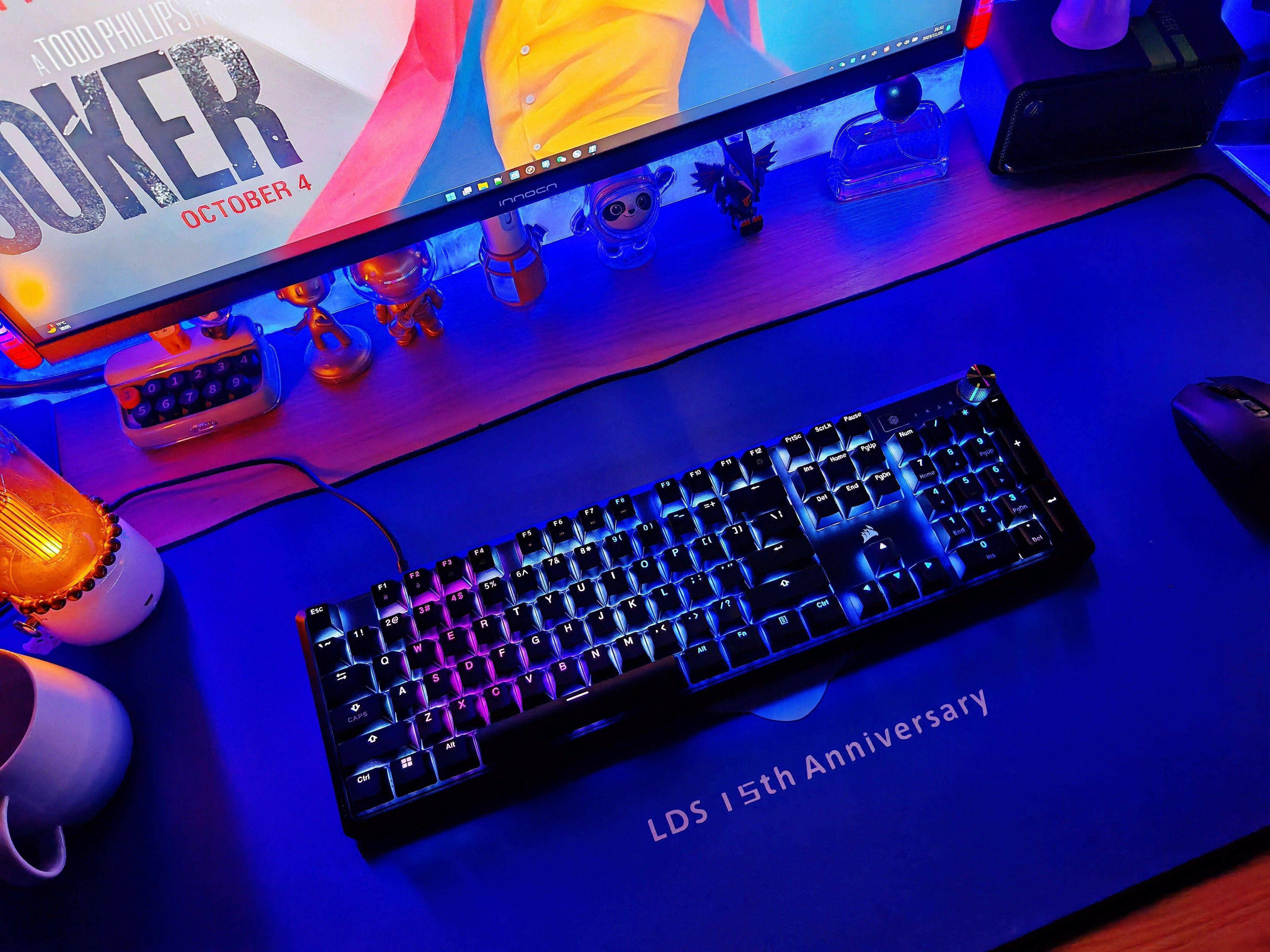 黑暗中的一抹光,全键定义全键灯光,美商海盗船k70 core测评_键盘_设计