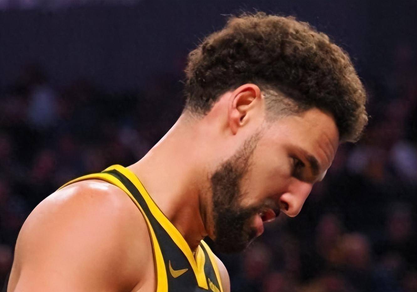 19分惨败!保罗垂头丧气,再见了汤普森!勇士为库里做出明智决定_挑战_