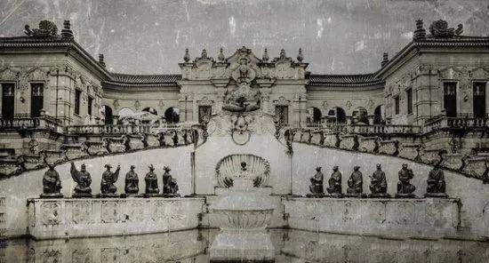 此前,中国台湾的收藏夹王度曾经公开表示,龙首在台湾,而且保存完好.