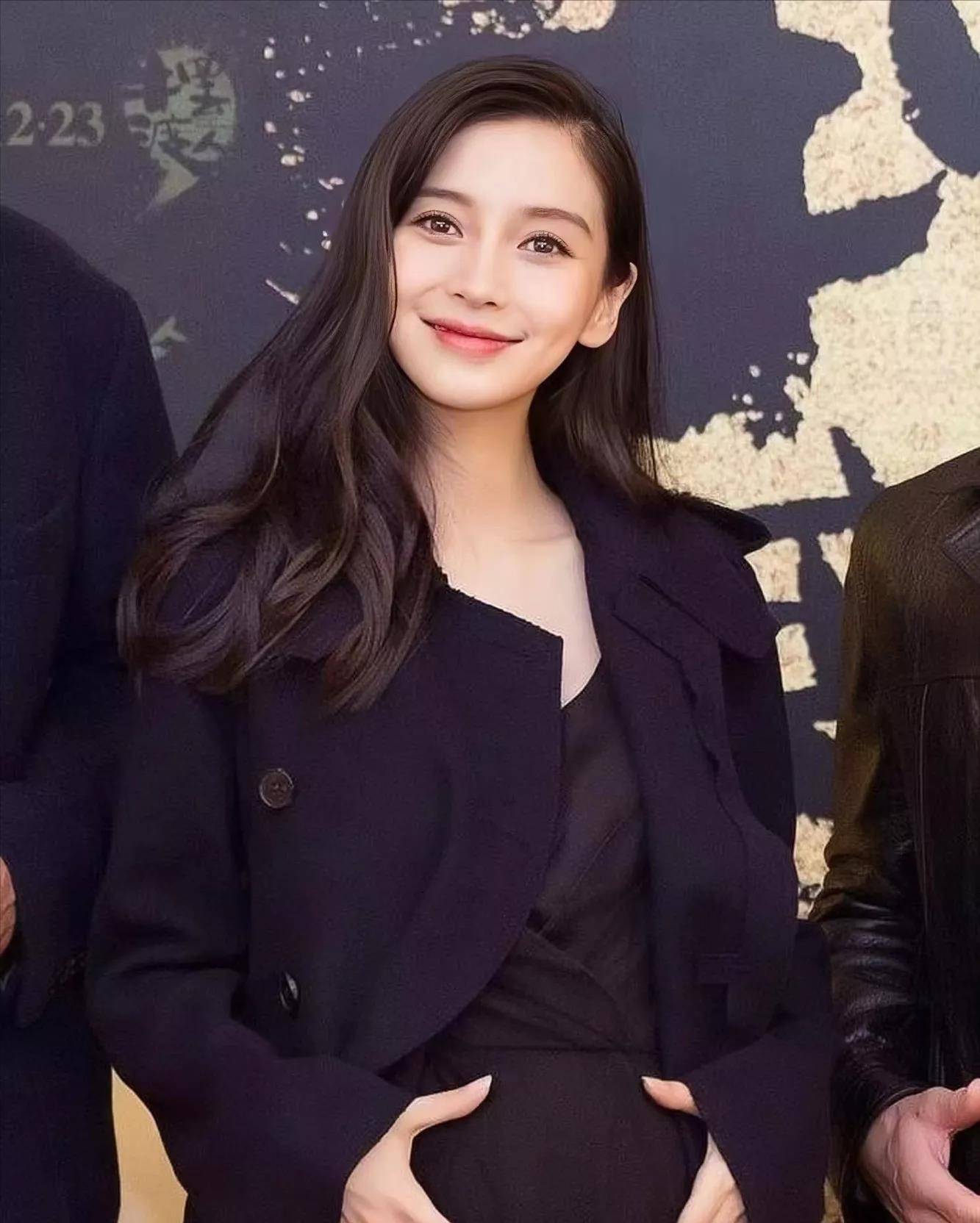 杨颖罕见的怀孕时期的照片,假如没有离婚也不至于此_黄晓明_不知道