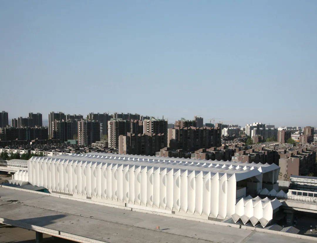 梁思成建筑奖获得者李兴钢当选中国工程院院士_国家_鸟巢_总设计师