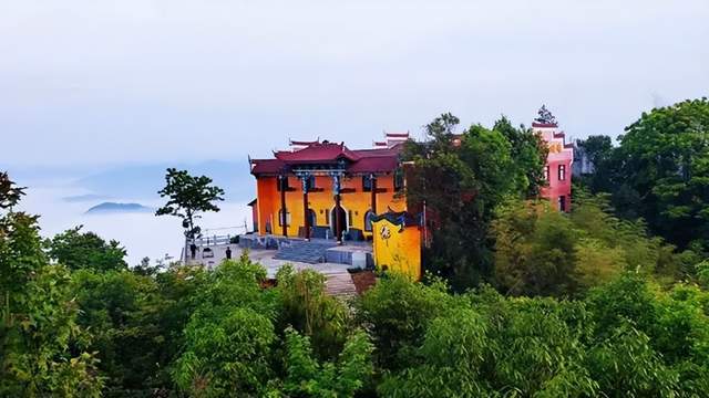 平江县瓮江镇将军山妙善古寺 图源于今日平江简直是大家理想中的避暑