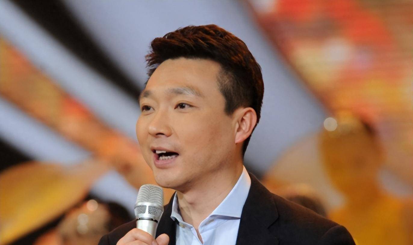 冯琳夺冠,康辉点评精准!_国潮_表演_才华