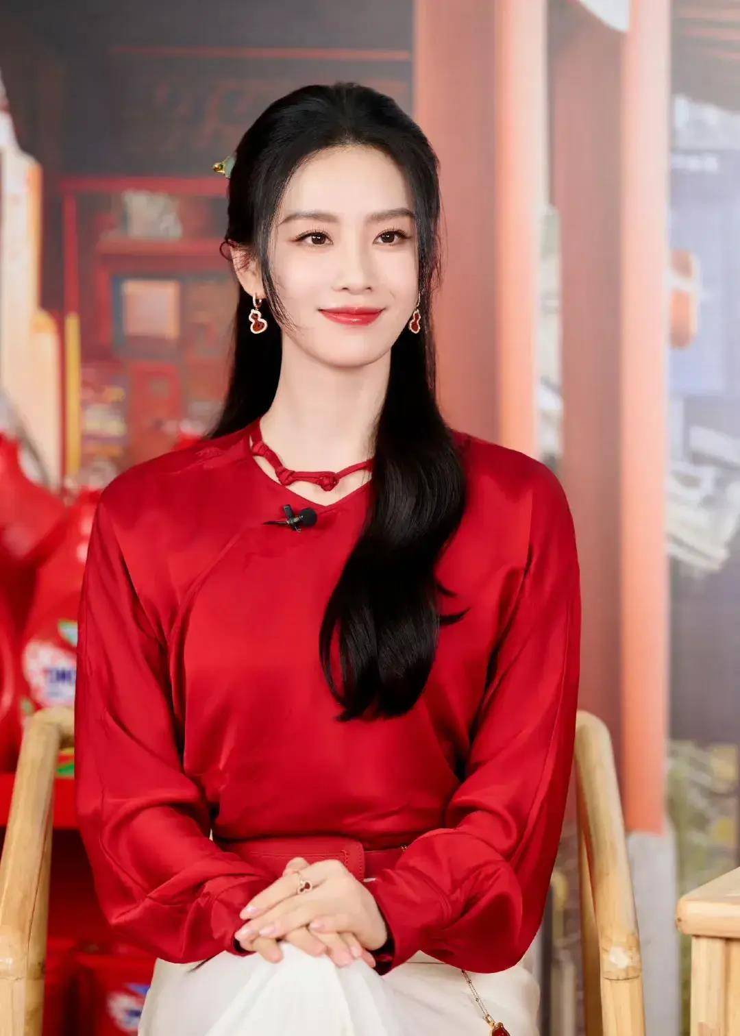 24娱乐瓜:吴亦凡王一博成毅杨洋朱一龙金晨刘诗诗王鹤棣白鹿_活动