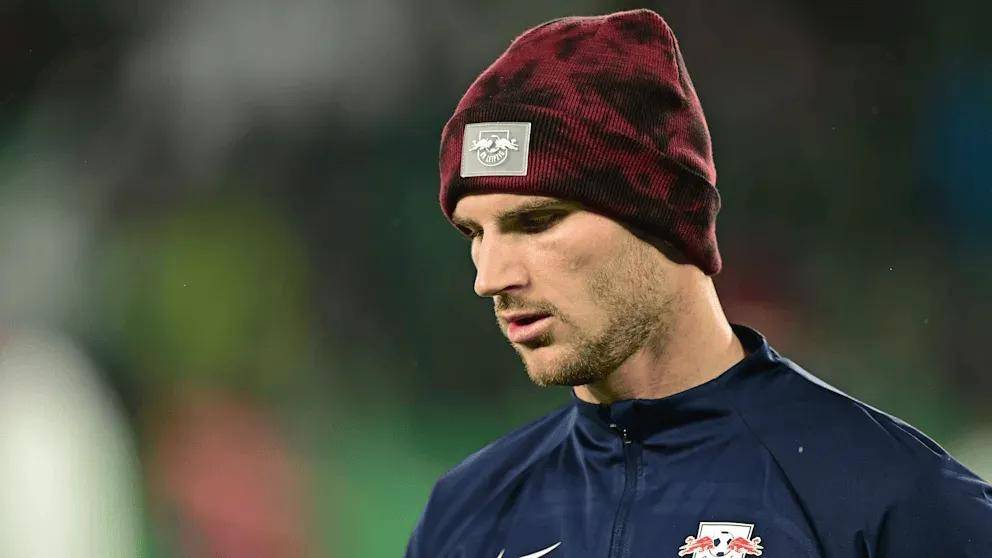 rb莱比锡前锋维尔纳将留队的决定令人大吃一惊._媒体_人们_问题