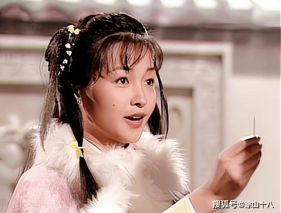 最美公孙绿萼:主动放弃走红,与男友恋爱24年才结婚,她怎么了?
