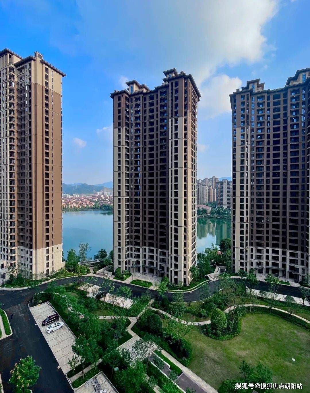 【东海闲湖城栖霞湾】楼盘详情_精装带中央空调及地暖_首付3成起_欢迎