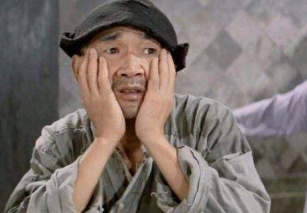 书中曾言,未庄赵太爷的儿子考中