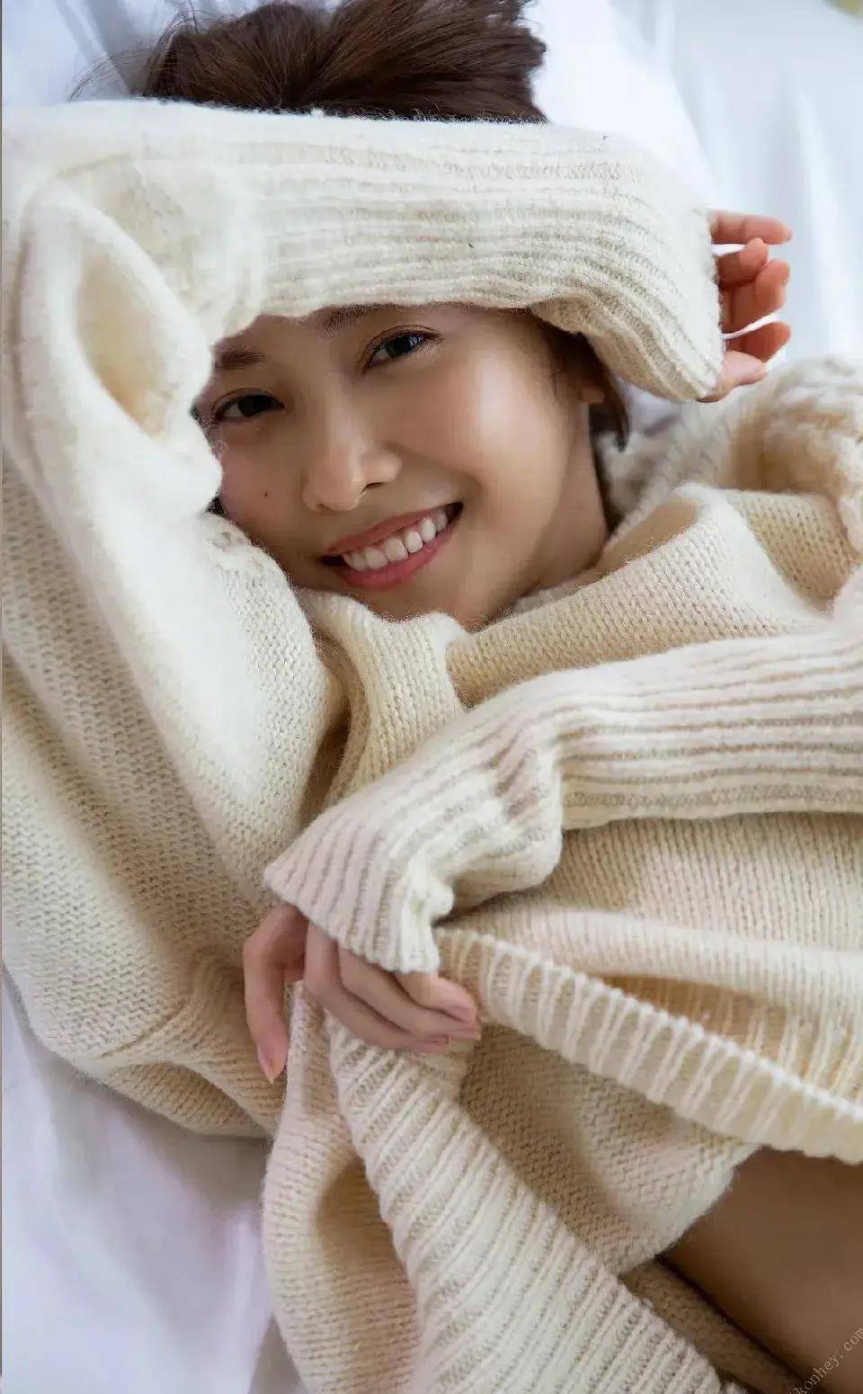 佐野日向子,绝美出道,震撼全球!_舞蹈_魅力_时尚