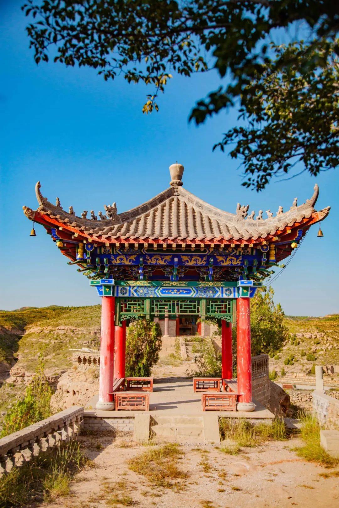 小贴门票:免费地址:神木市万镇镇东北强家峁村这一趟旅程,因山而生,因