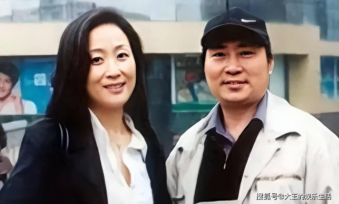 59岁不婚不育的陈瑾成了人生赢家:出席活动的行头价值高达3亿_巫刚