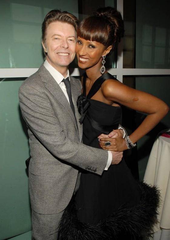 3婚嫁摇滚巨星,甜蜜相爱24年,女儿没她美_伊曼_大卫·鲍伊_妻子