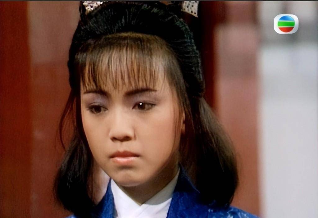 《赵雅芝》,经过同期于安安的tvb版周芷若,到1894年喻可欣版的周芷若