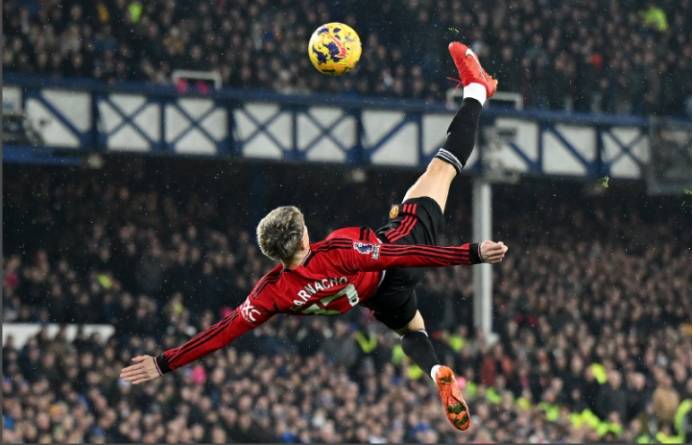 加纳乔称赞鲁尼式的头顶射门:"这是我有史以来最好的进球之一"_胜利