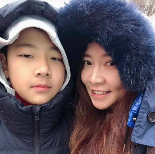 夫妻对比,徐敏二婚终获幸福,娜仁花与丈夫相互成就_郭涛_李然_婚姻