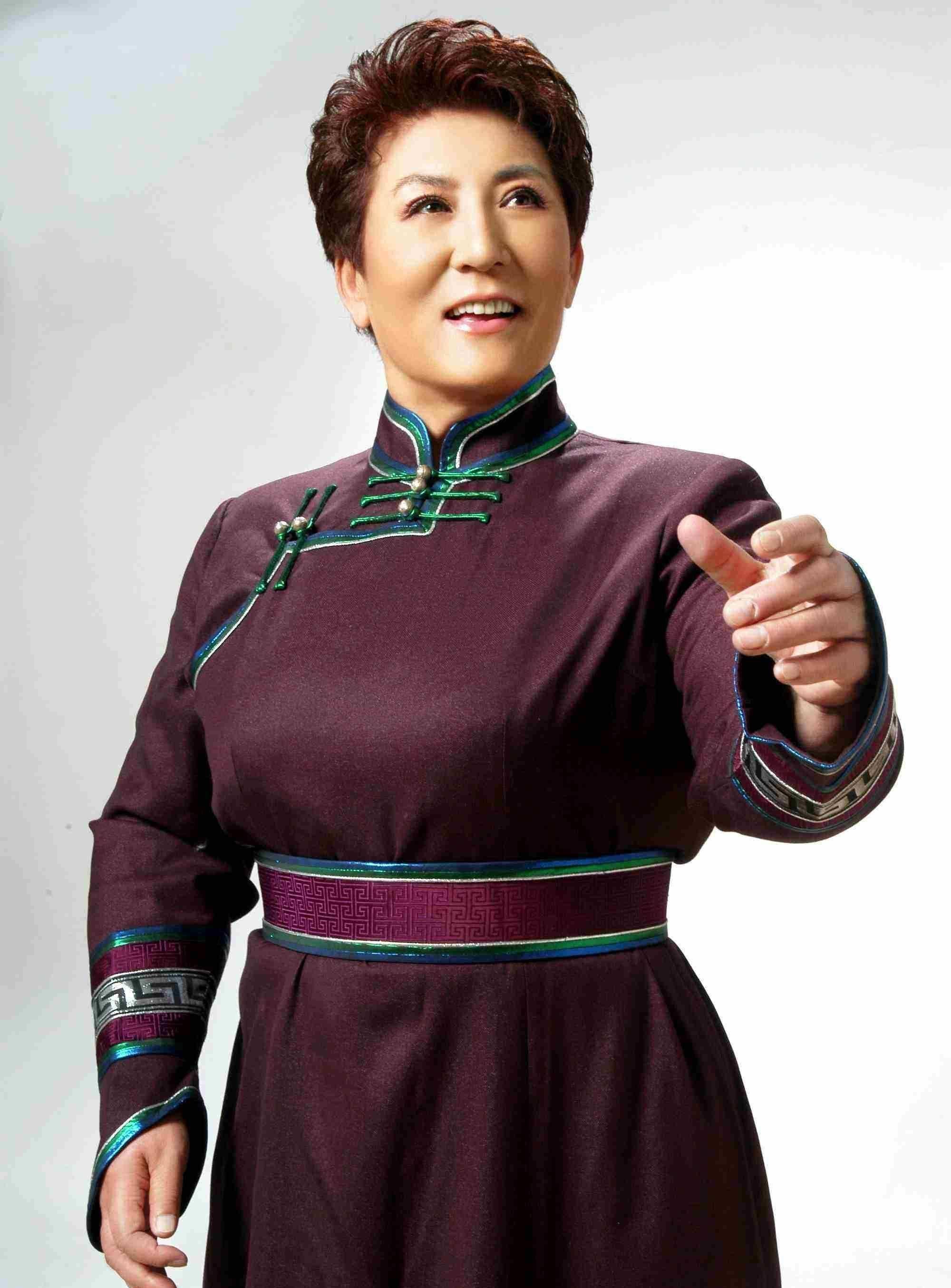 原创76岁歌唱家德德玛病逝!