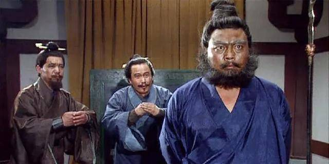 范强不想因为这个根本完成不了的任务丢掉性命,于是他和张达商量,要在