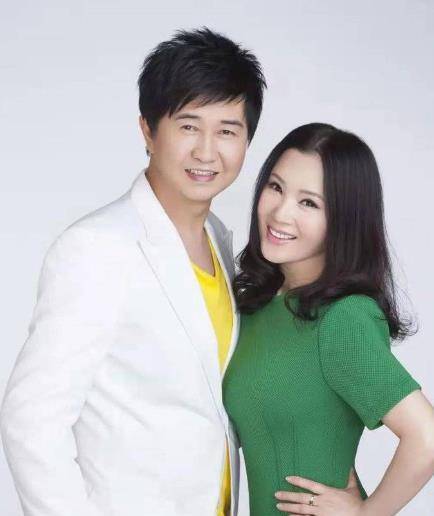 付笛生夫妻现身维也纳,发视频秀恩爱,被质疑移民急回应_任静_妻子
