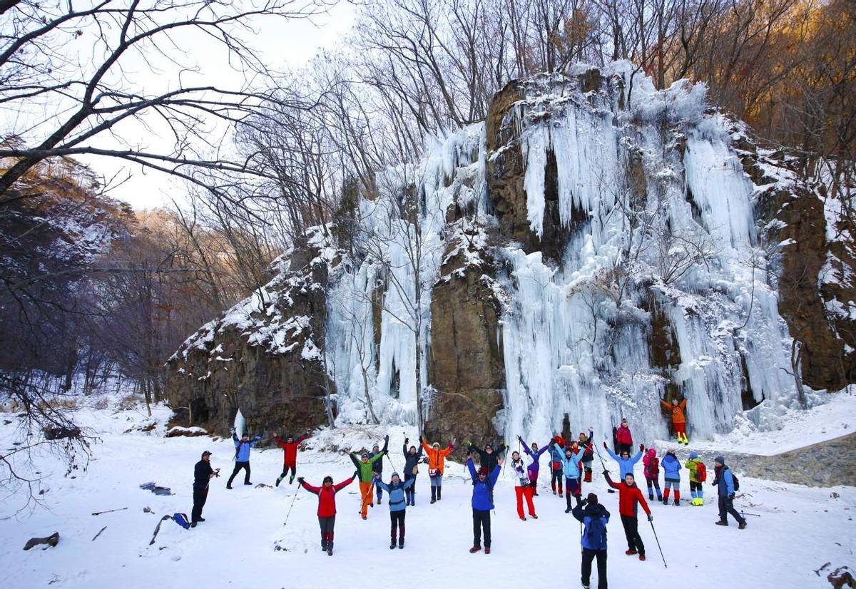 主要点位:抚顺全鱼宴(华水宾馆),白家店河鱼,红烧哈什蚂(各农家饭庄)