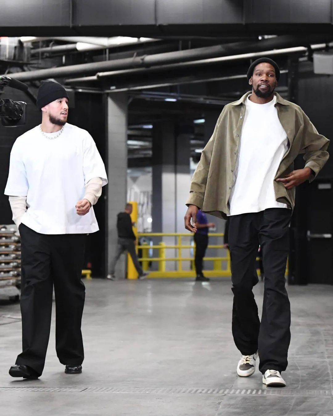 快来看看今年的杜兰特吧!他成潮男了!_布克_裤子_帽子