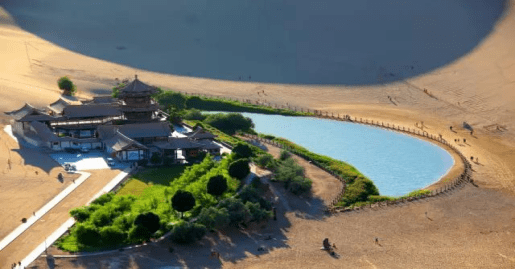 为了一个沙漠“小池塘”,投资了47亿还年年送水,有必要吗?(图10) 为了一个沙漠“小池塘”,投资了47亿还年年送水,有必要吗?(图10)