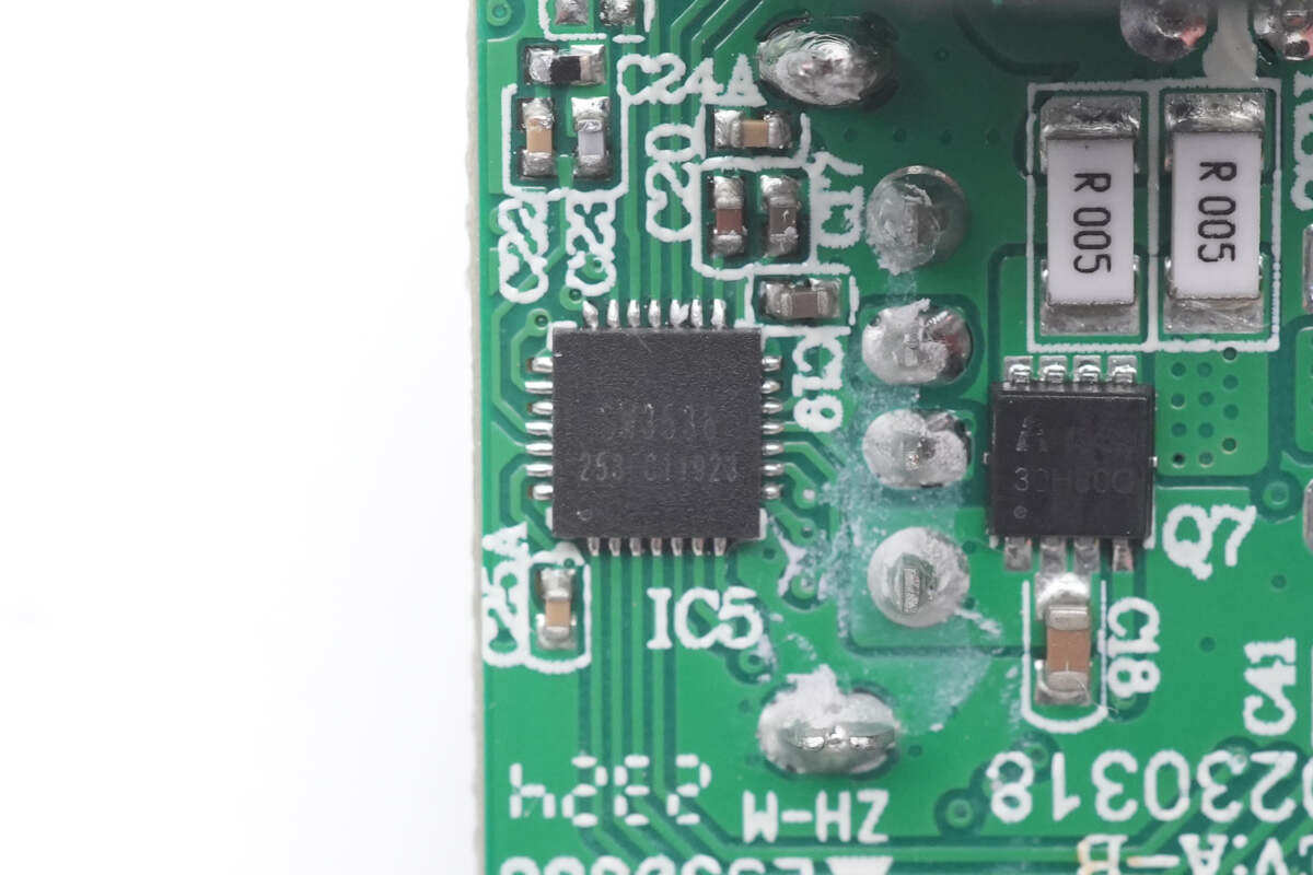 全国产方案加持,小巧高效,安克新款67w氮化镓充电器拆解