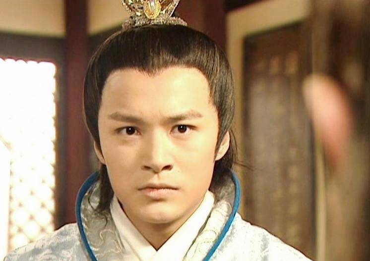 2005年《欢天喜地七仙女》,郑国霖饰演男主董永,与霍思燕上演人仙恋.