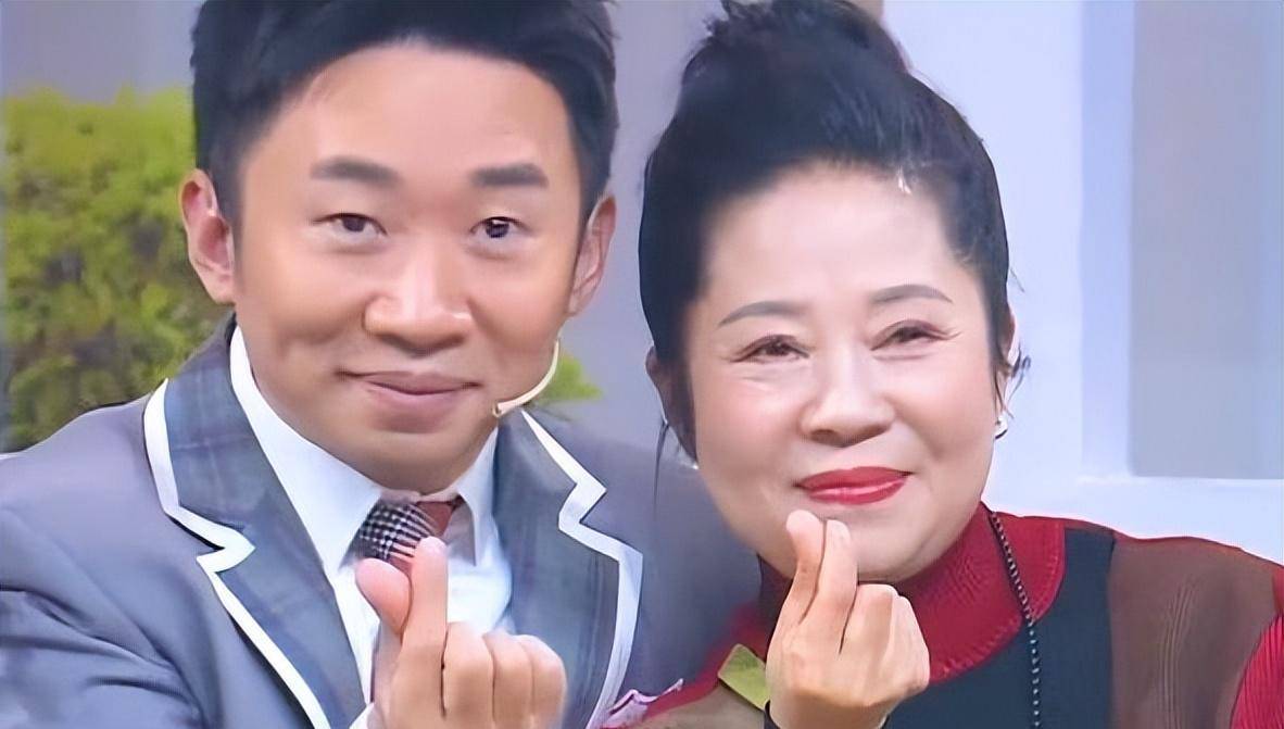 "综艺鬼才"杨迪:因丑被羞辱,如今和沈腾齐名,他经历了什么?