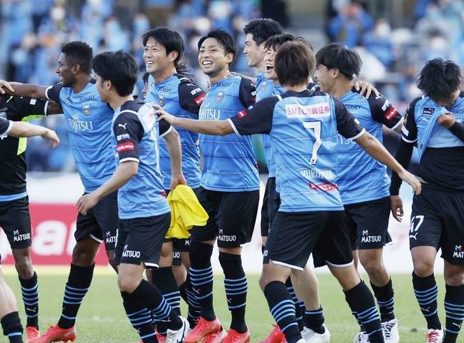 周日日职:鸟栖沙岩 vs 川崎前锋_防守_联赛_状态