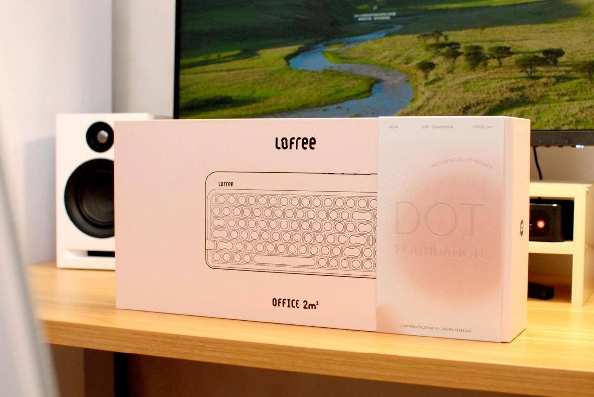 女生专属，最强颜值机械键盘洛斐Lofree粉底液来了