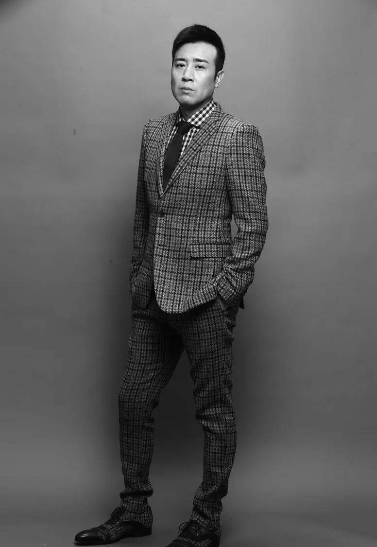 于和伟坎坷成名路,多亏妻子宋林静抱捧,没想到会出现王丽坤加入_角色